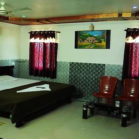 Hotel Manorama Inn Khammam Zewnętrze zdjęcie